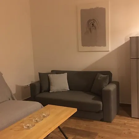 Apocalypsis Apartamento Skala