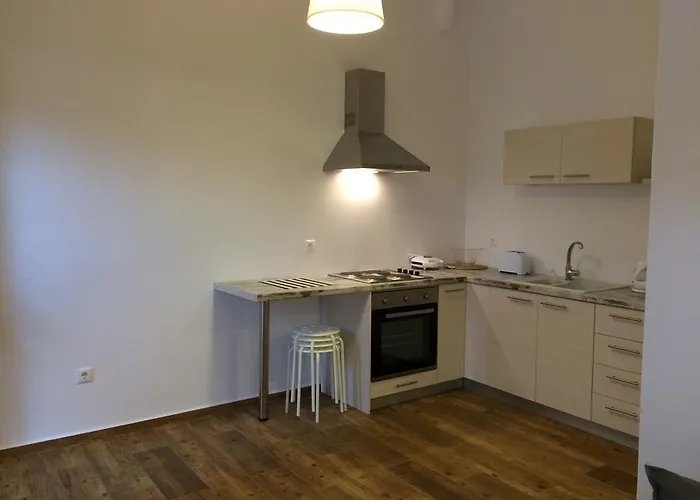 شقة Apocalypsis سكالا